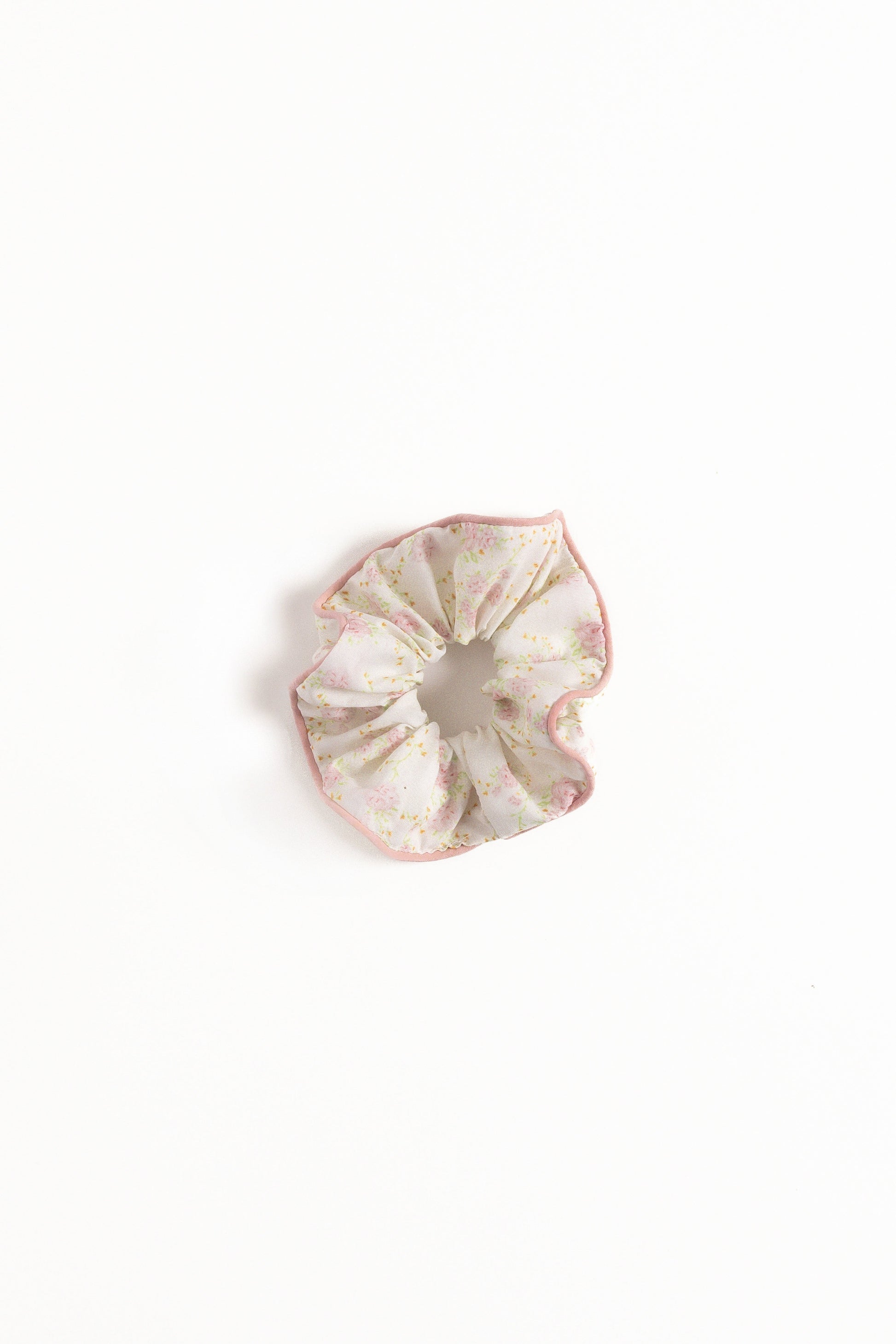 Amira Scrunchie - Pink Floral