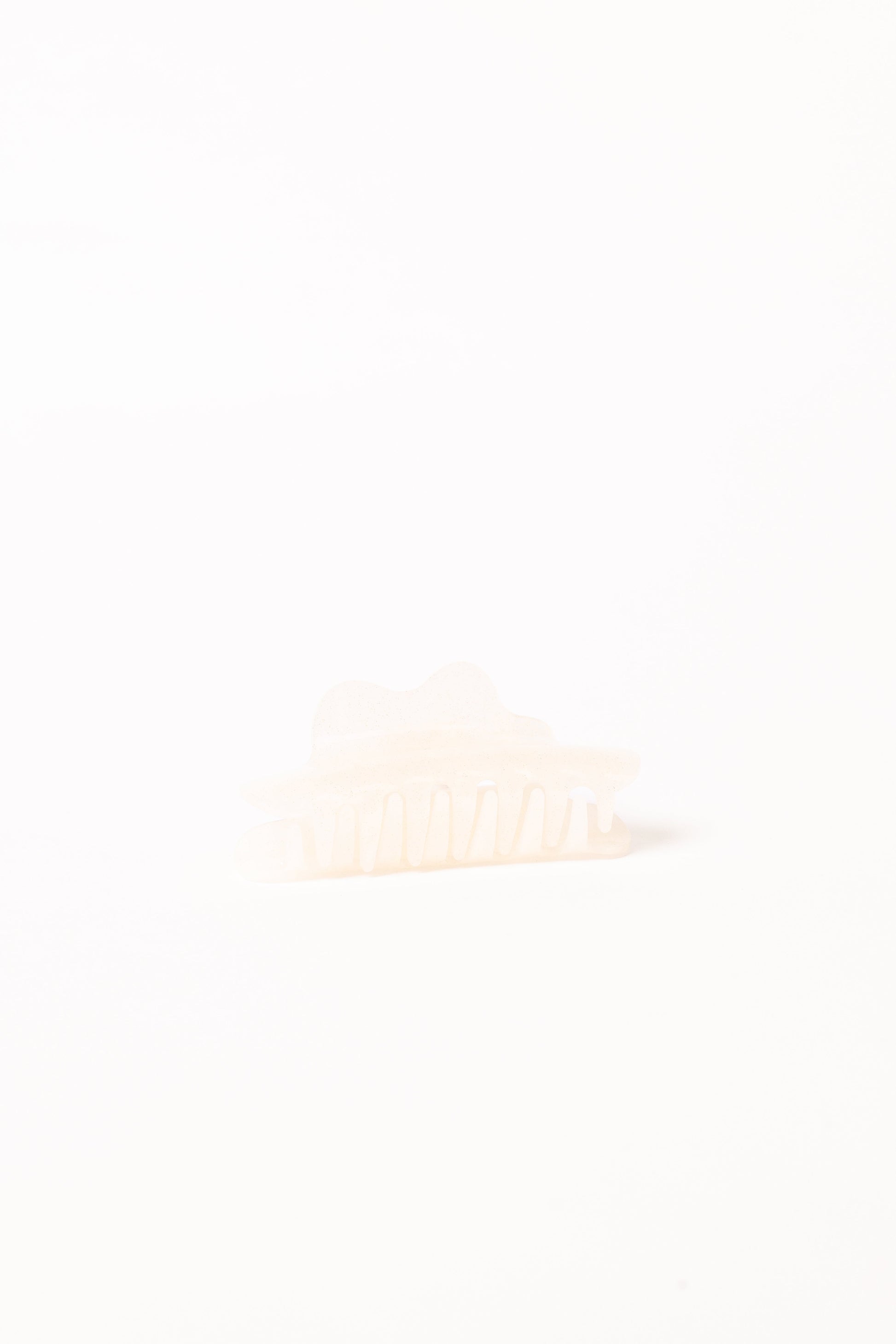Peta Hair Clip - Pearl