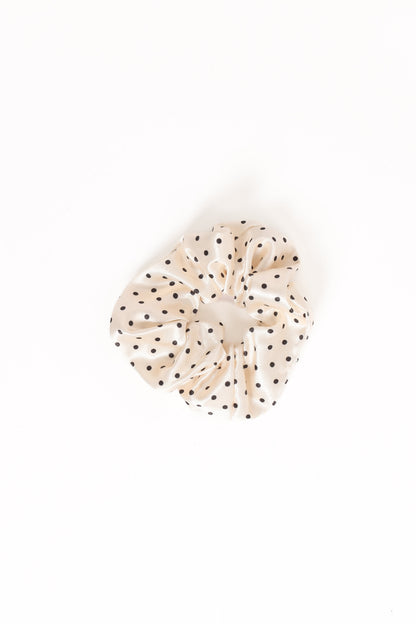 Sally Scrunchie - Cream