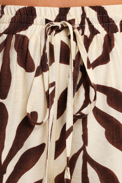 July Shorts - Brown Palm