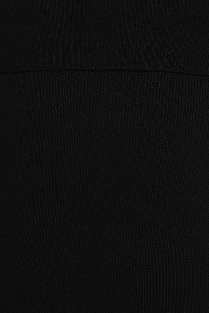 Archie Off the Shoulder Midi Dress - Black
